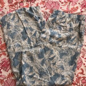 Chico’s tropical pants size 3X